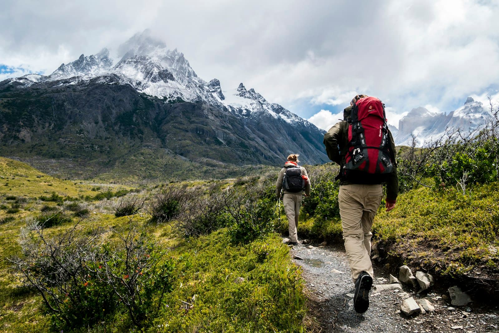 Complete Sun Safety Guide for Hiking and Trail Running